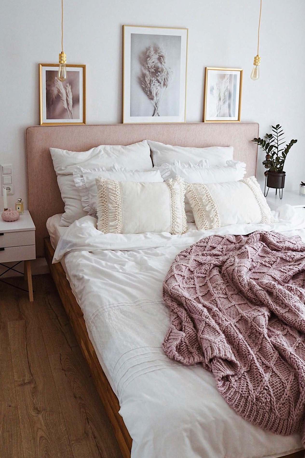 Powder pink upholstered beds – berke.